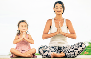 Wie du Yoga für Kinder richtig umsetzt
